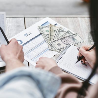 pexels-mikhail-nilov-7735704